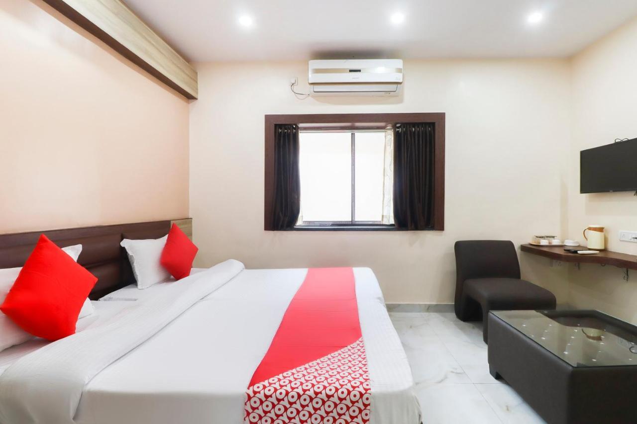 Capital O Hotel 7Th Heaven Jamshedpur Exterior foto